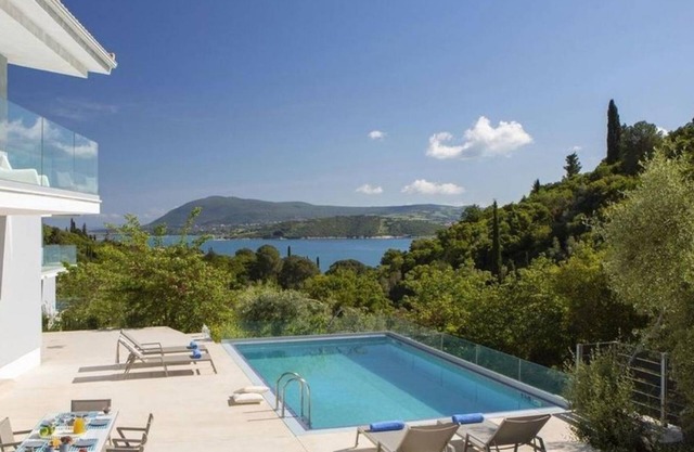 Villa Euriclea Villas Harriet, with sea view!