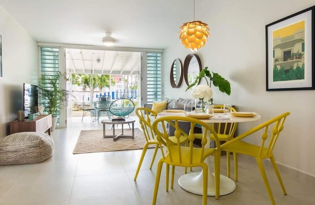 Villa Fontana | Modern Beach Retreat | 3 Bed, 2.5 Bath