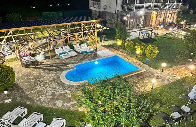 Villa for 20 people with a pool, 5 min. from Sunny Beach, 6 min. from the beach