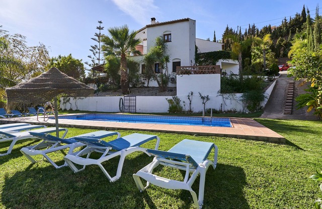 Villa "Group Villa 14 Pool wifi Air" with Mountain View, Pool & Wi-Fi