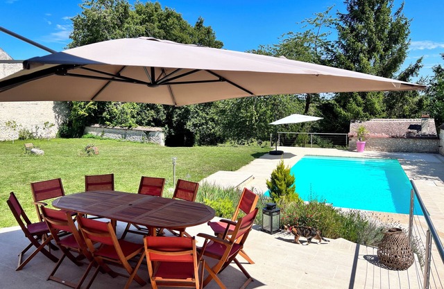 Villa Heated swimming pool 1h10 from Paris - 20 min from Fontainebleau
