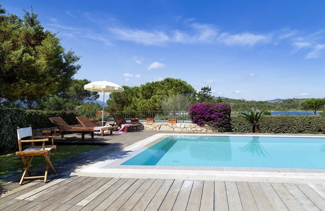 Villa in Capo Coda Cavallo with 3 bedrooms sleeps 6