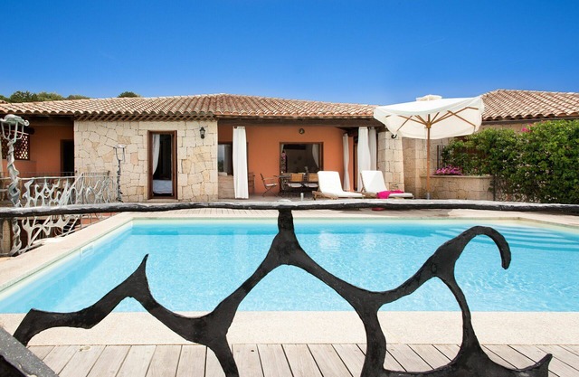 Villa in Capo Coda Cavallo with 5 bedrooms sleeps 10
