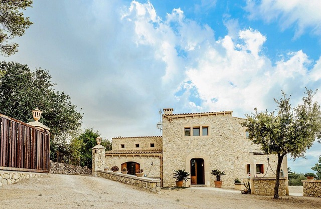 Villa in Lloret with Mountain Views & Pool