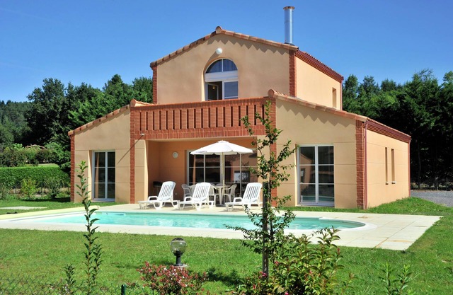 Villa in Mazamet with Private Pool