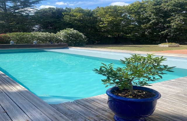 Villa in Nalliers with Private Pool and Garden