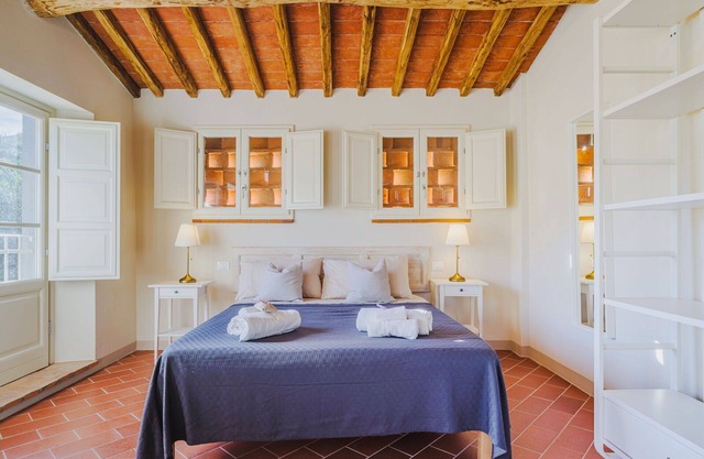 Villa/Independent home in Capannori with 3 bedrooms sleeps 6