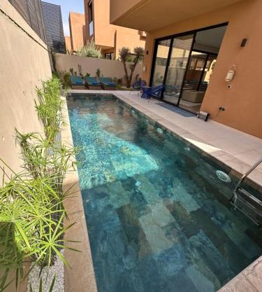 Villa Jassmir 5 chambres 10 min du centre piscine chauffée