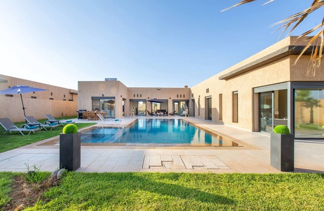 Villa Kassia : Luxury, Relaxation and Comfort with Hammam and Heated Pool
