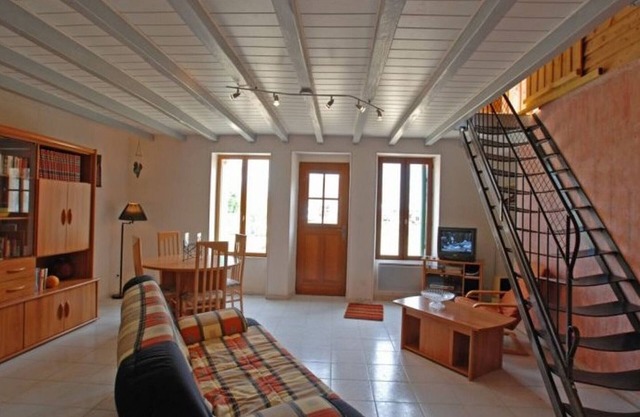 Villa La Puye, 2 bedrooms, 4 persons