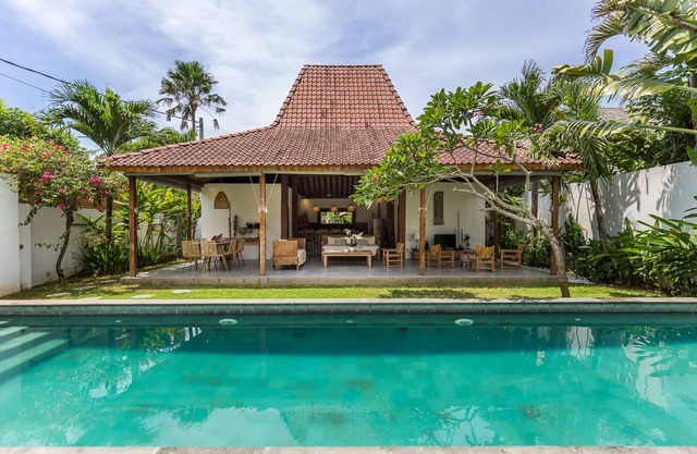 Villa Langka Harmony and calm in Seminyak Oberoi