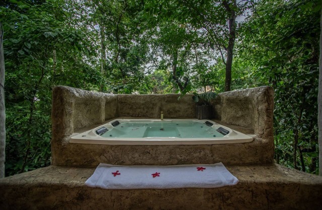 Villa Lapa Villa Romántica con Hidromasaje a 5 min del Centro de la Fortuna