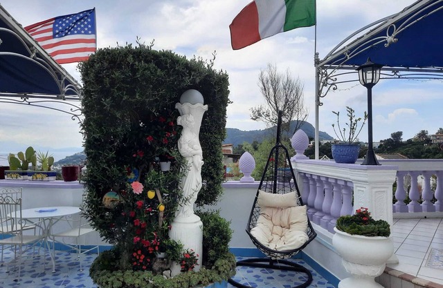 Villa Lesto Holiday Home - Ischia Apartments