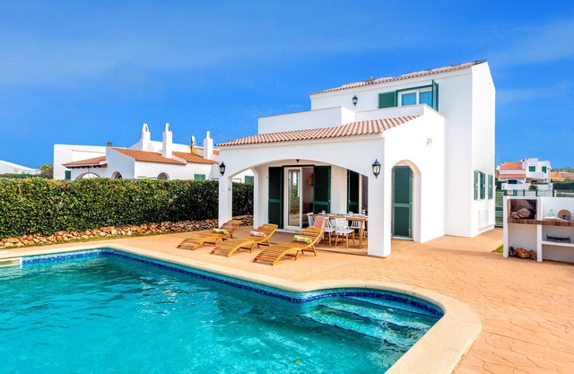 Villa Mara with Sea View, Private Pool & Wi-Fi