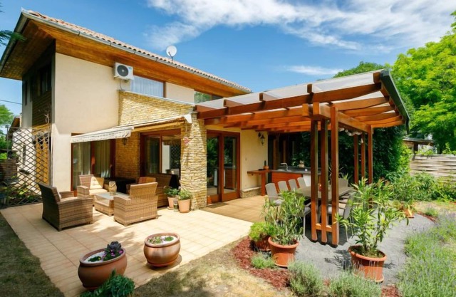Villa Mediterran by Interhome