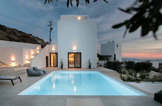 Villa Milagro 4Br with Sea View, Private Pool and true owner hospitality | Naxos Mikri Vigla Beach
