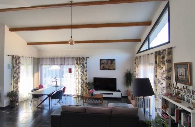 Villa Moderne et Romantique Entre Ville et Campagne
