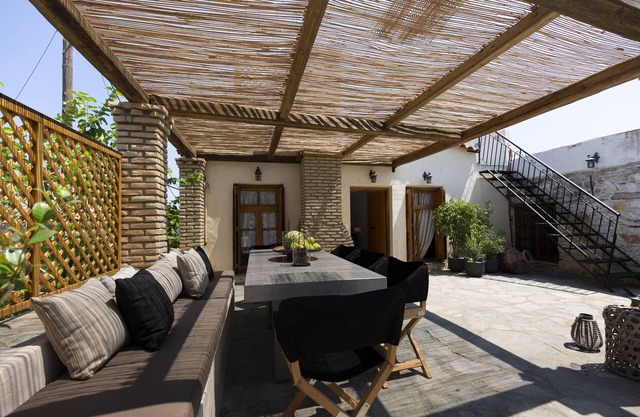 Villa of the old olive oil factory