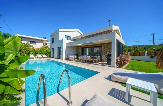 Villa Olira ✩ Private Pool ✩ Modern Design