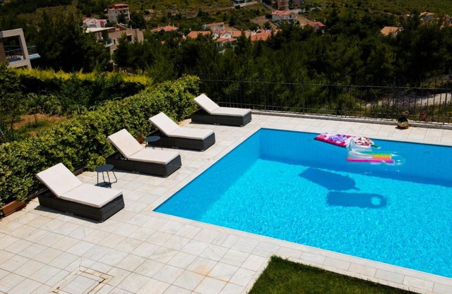 Villa Olympia VIP
