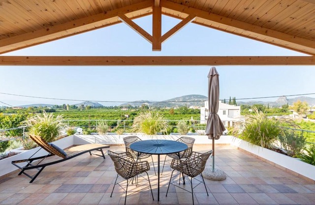 Villa Plaka 16 - 'The Roof' - Drepano, Nafplio