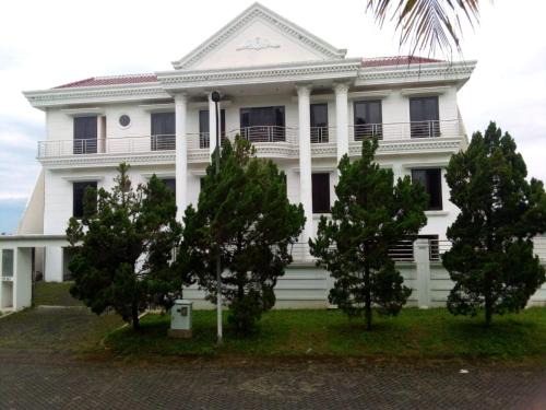 villa puncak tidar