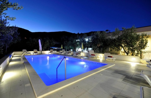 Villa Rimac in Kastel Stafilic with garden, barbecue