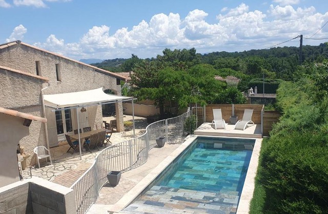 VILLA ROLLAND