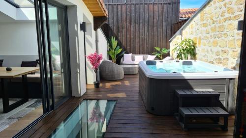 Villa Rousseau - Jacuzzi & Cinema dans Bordeaux