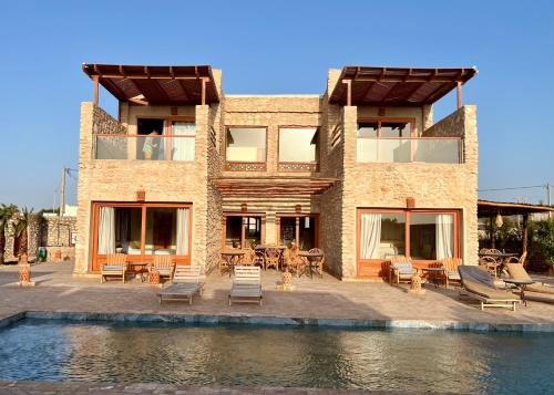 Villa'S