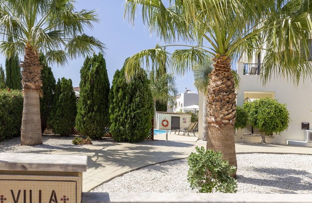 Villa Saphrini - a villa that sleeps 6 guests in 3 bedrooms