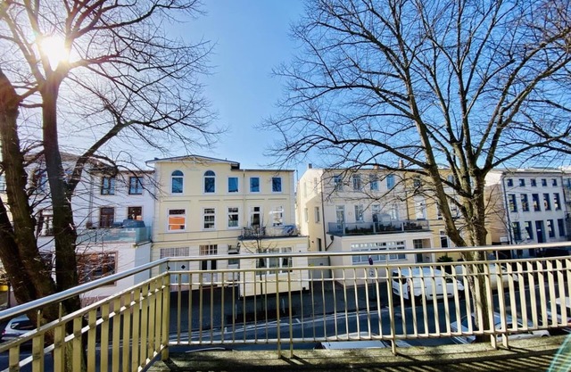 Villa Seevogel, Heron