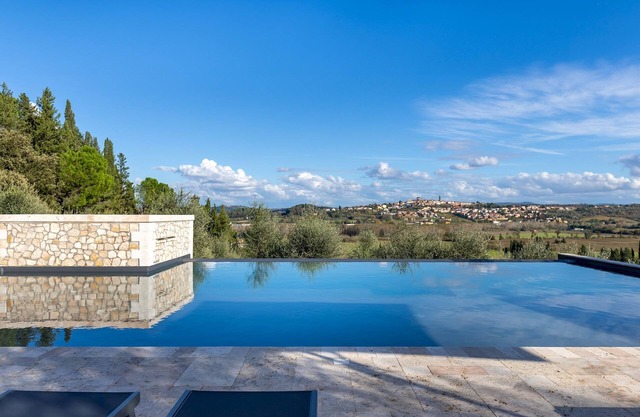 Villa Silvia 10, Emma Villas