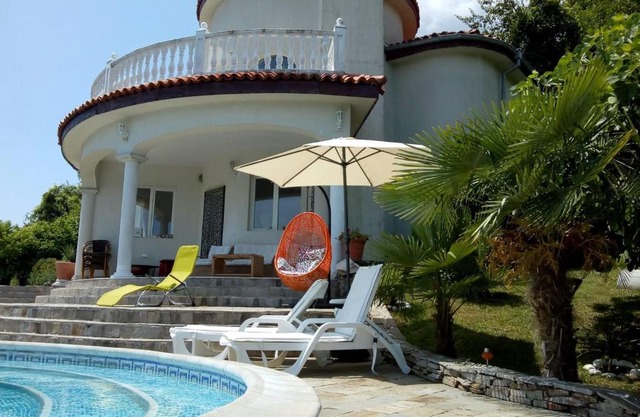 Villa Sky Music