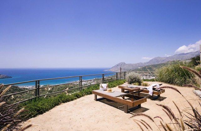 Villa Stella Suites
