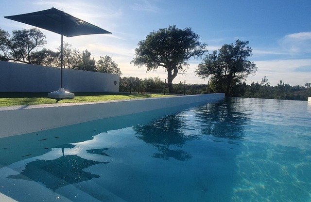 Villa T1 BIG in Monte Gil