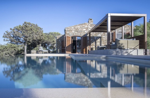 Villa Tellus - quiet luxury villa, private pool, stunning view, 5 min from beach