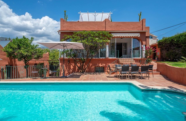 'Villa Tiphareth' with Private Pool, Wi-Fi and Air Conditioning