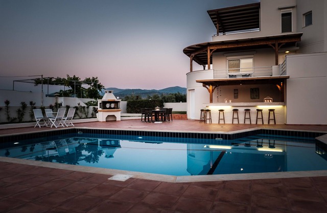 Villa Triton with large garden, private pool and stunning sea views, East Crete
