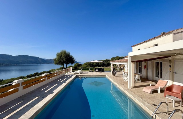 Villa vue mer Avec Piscine, à 5 Minutes de la Plage