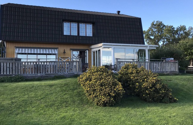 Villa with amazing view and a big garden. SPA-pool on porch.