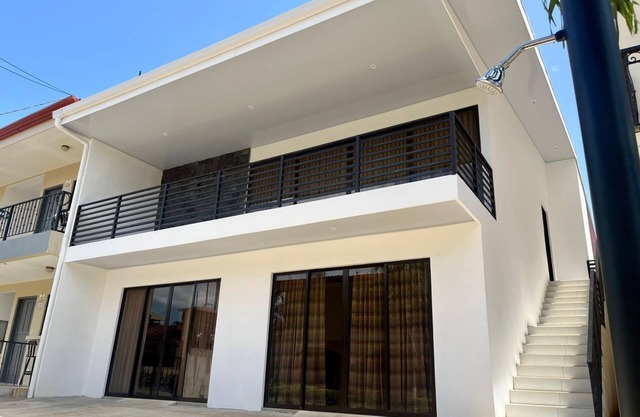Villa with excellent location in El Coco. Ideal for families or large groups