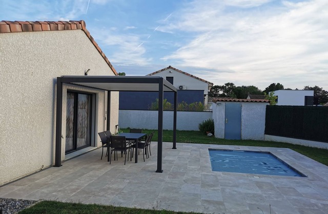 Villa with pool and large travertine terrace