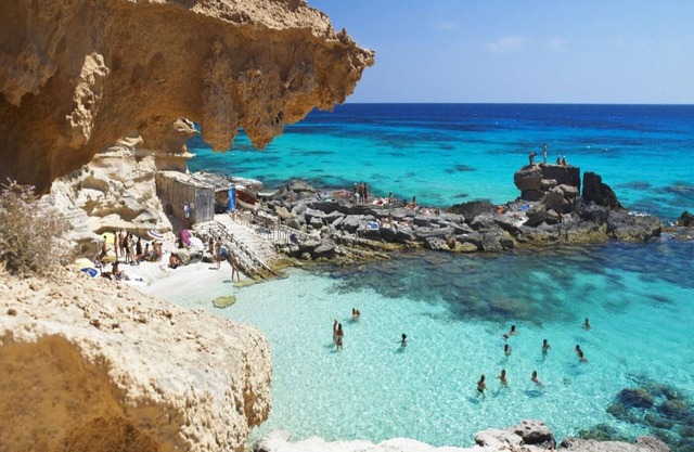 Villa with private pool in Barbate