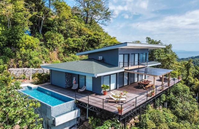 Villa with Stunning Isla Tortuga Ocean View, Near Curu Park & Ferry in Blue Zone