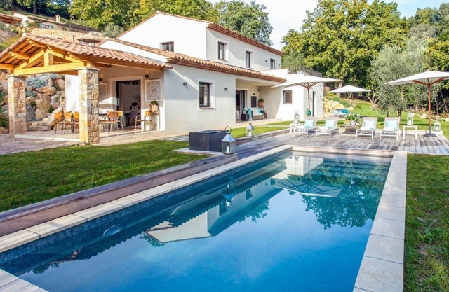 Villa Zen - Four Bedroom Villa, Sleeps 8