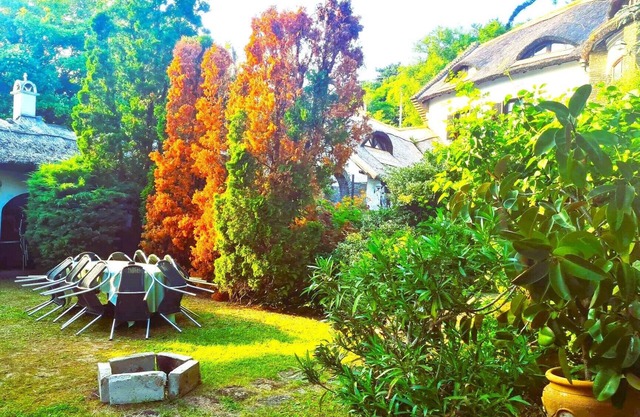 Village in Wonderful TIHANY for party or family holiday max18 person!nn