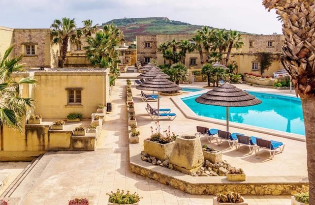 Villagg tal-Fanal - 1 Bedroom Maisonette