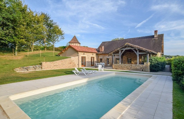 Vineyards and Valleys: A French Hide-In