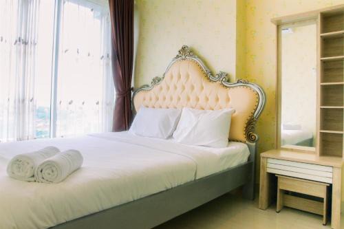 Vintage 2BR Apartment at Grand Kamala Lagoon By Travelio